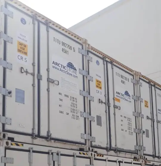 Shipyards in Turkey implemented temperature-controlled containers to store battery systems safely at +15°C to +20°C, ensuring performance and operational efficiency without building new infrastructure.